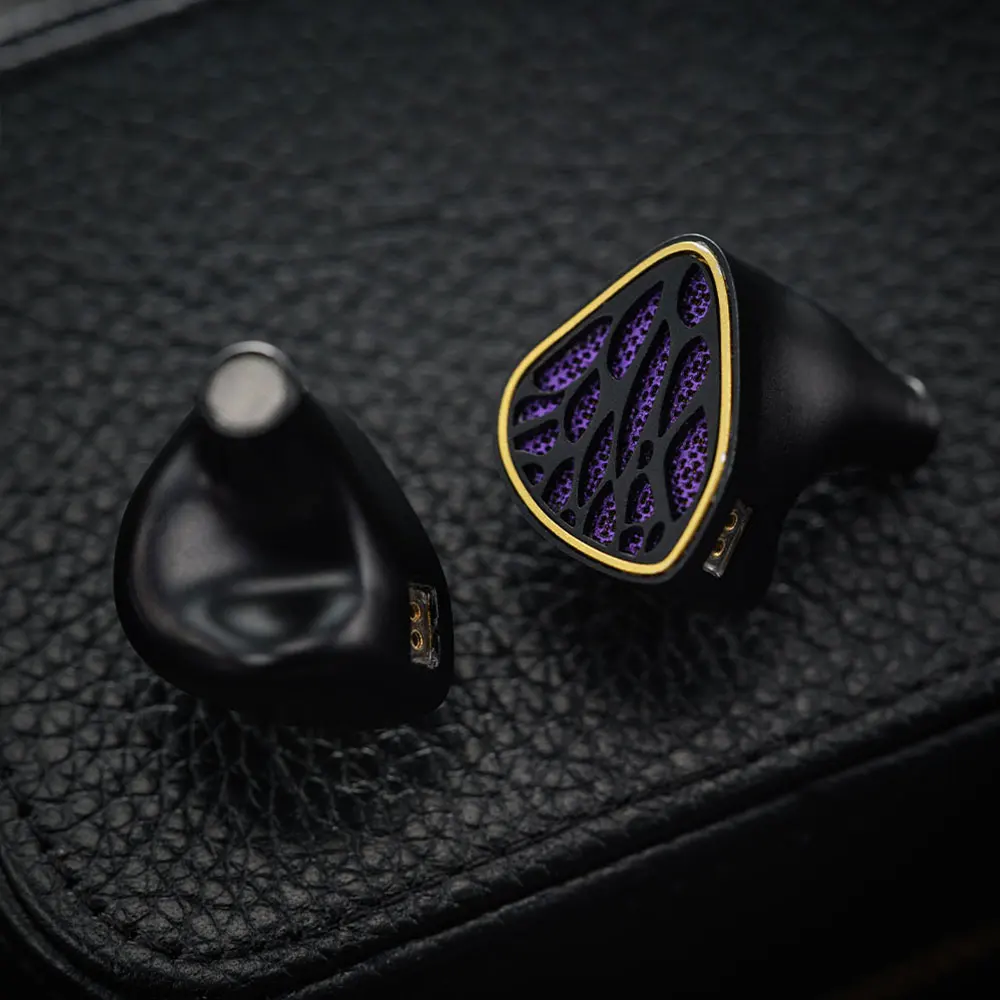 

Наушники-мониторы Kinera NOTT 1DD+4BA IEMs с проводным подключением, HIFI-качество, со съемным кабелем 0.78 мм 2pin 3.5+4.4 мм