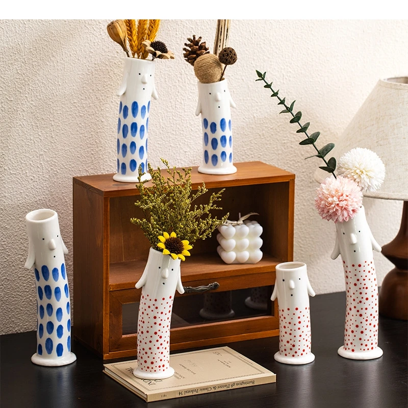 Ceramic Vase Cartoon Handmade Ceramic Crafts Coral Duct Family Lovely Vase Floral Arrangement Accessories Home Decoration
