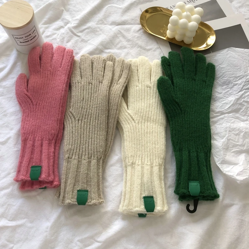 Guantes de punto de Color puro para mujer, guantes gruesos y cálidos con dedos divididos, regalo de Navidad para pareja