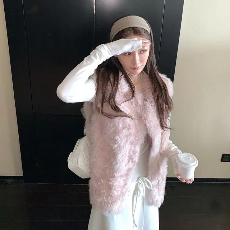 Women's Faux Fur Vest Sleeveless Warm Winter Waistcoat Button Down V Neck Fluffy Outerwear Casual Fashion New Cozy Coat Gilet
