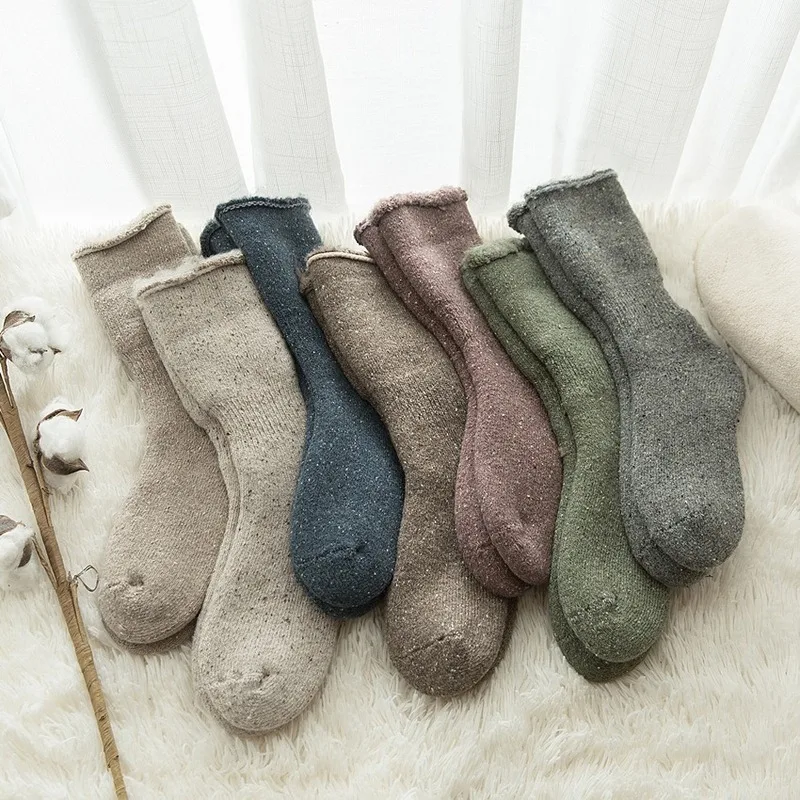 2022 New Winter Warm Wool Women Socks Solid Color Thicker Cashmere Socks Merino Socks Against Cold Snow Russia Male Womens Socks