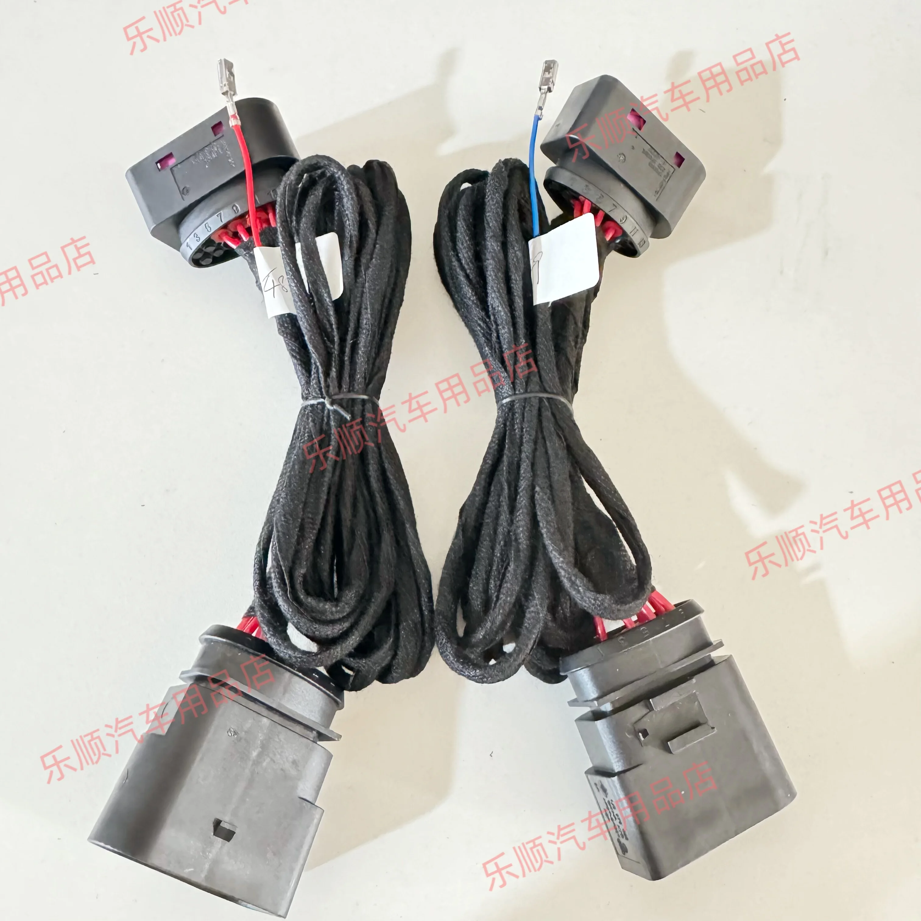 Suitable for the low and high specification headlight adapter cables of the Volkswagen Phaeton B7 model