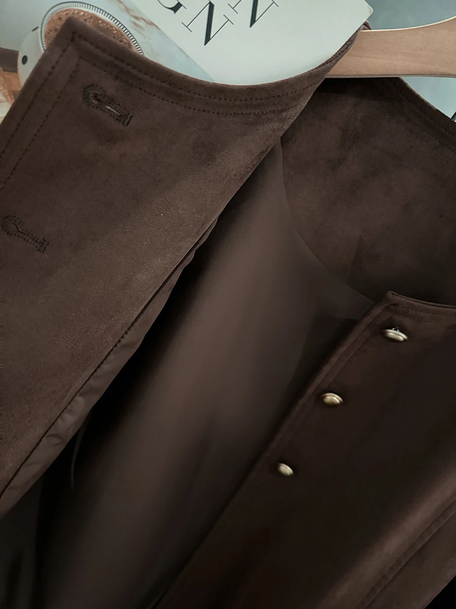 Casaco Curto Feminino de Camurça Bury para Primavera/Outono, Estilo Retrô, Roupa de Trabalho, Cor Pura, Corte Reto, Manga Longa, Fechamento com Botões