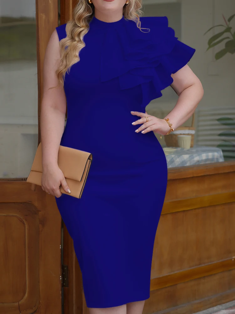 Thumbnail 3 - #11 Trending Evening Dresses Right Now