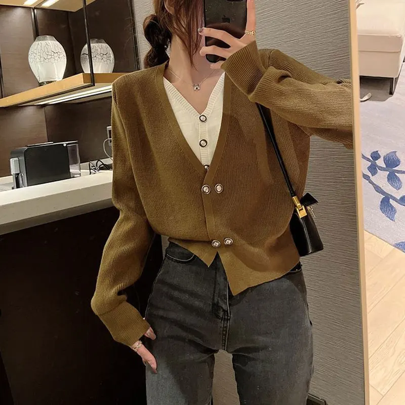 Basic V-Neck Knitted Cardigan autumn winter Fake two pieces Patchwork Female clothing Casual Stylish Double breasted Sweaters