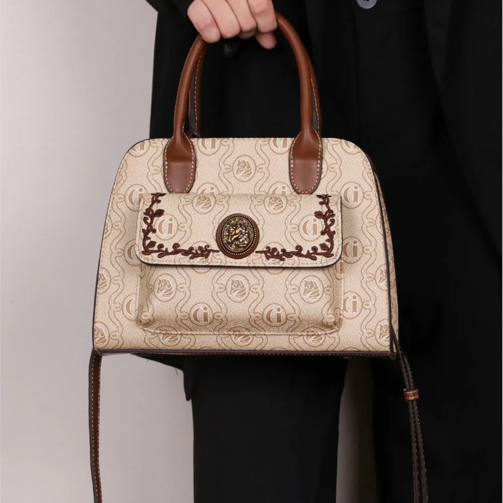 

Модный нишевый дизайн 2021, осенне-зимняя новая легкая роскошная сумка в стиле ретро, многофункциональная сумка через плечо с буквами