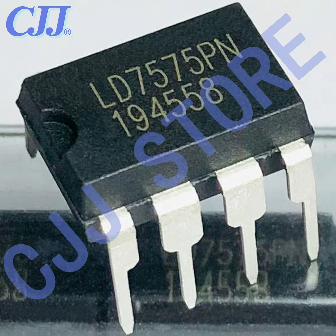 1~500PCS/Lot LD7575PN LD7575 DIP8 PWM Controller IC new and original