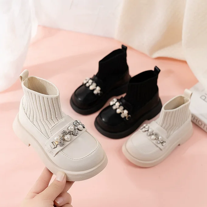 

Сапоги принцессы для девочек, коллекция 2024, сапоги на платформе, детская осенне-зимняя обувь, детские туфли на низком каблуке, черные, бежевые носки, обувь для выступлений для девочек