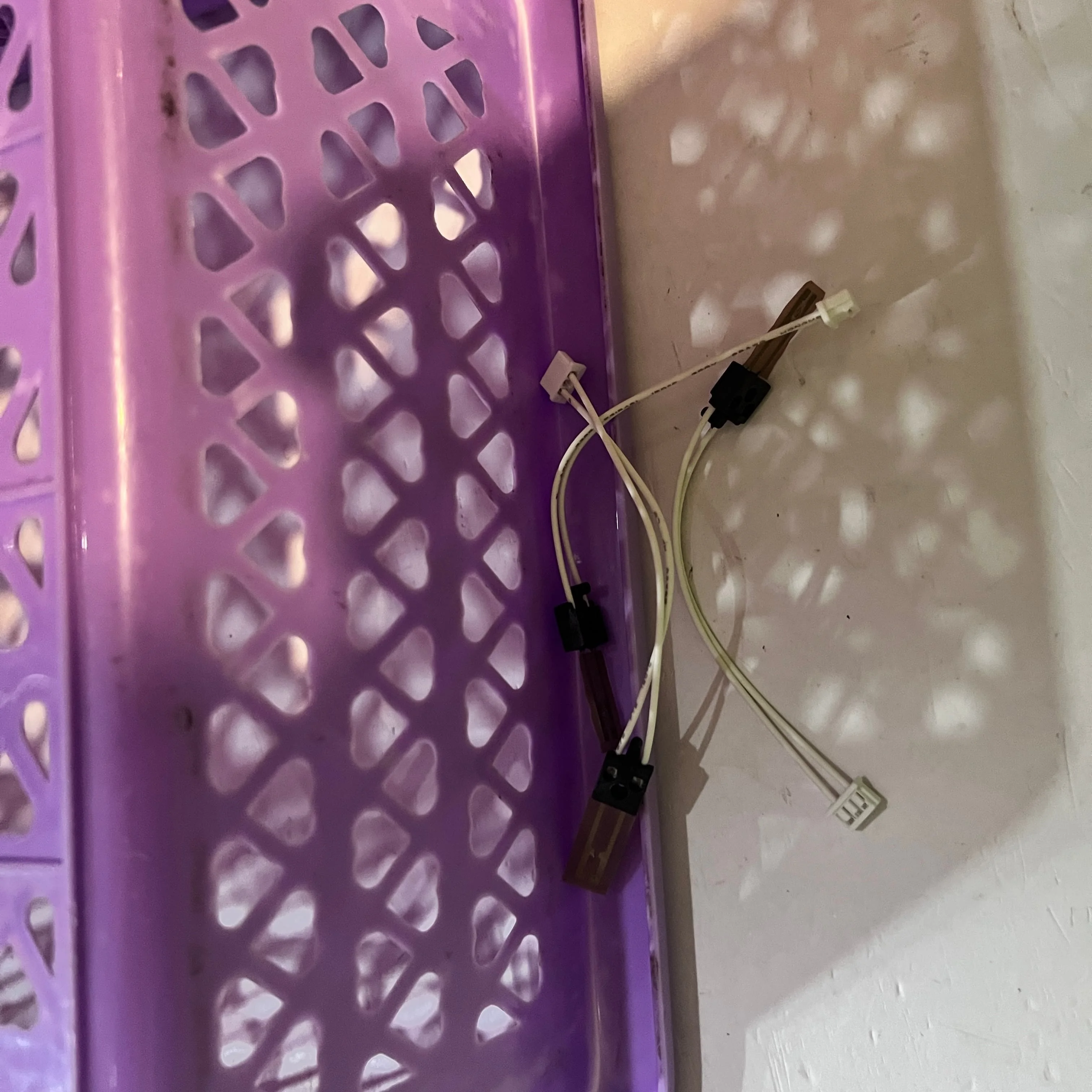 

20pcs AW10-0053 fuser Thermistor For Ricoh AF1022 AF2035 MP2550 MP2851 AF2035 AF3035 AF2045 Genuine original AW100053