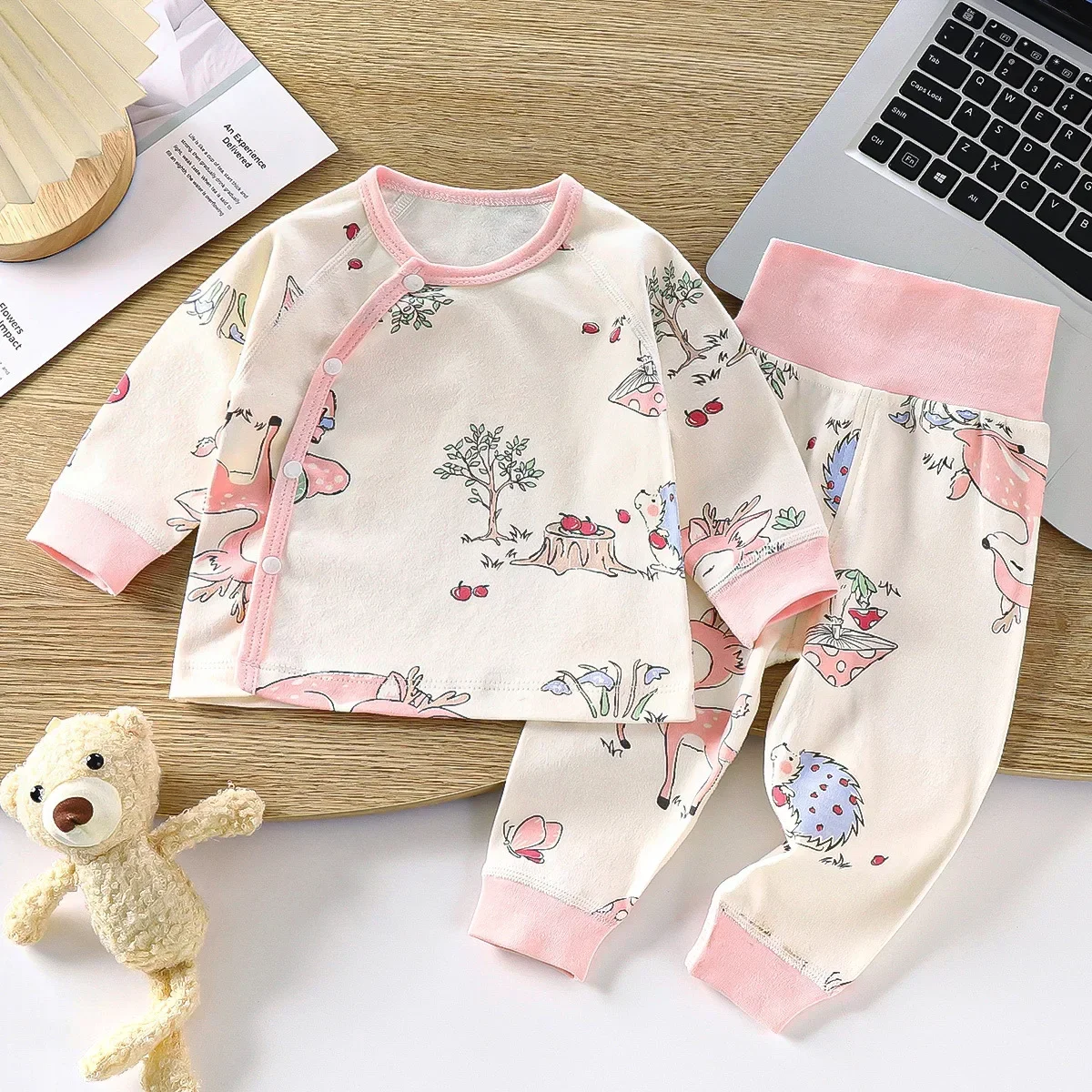 Neugeborene Jungen Mädchen reine Baumwolle warme Pyjamas niedlichen Cartoon-Druck Langarm Pyjamas Kleinkind Baby Herbst Nachtwäsche Kleidung Sets