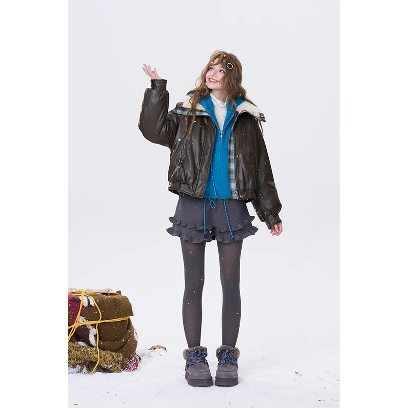 ELFSACK 2025 Winter New Arrivals Y2K Casual Plaid Leather Faux Fur Collar Full Zip Casual Jacket For Women