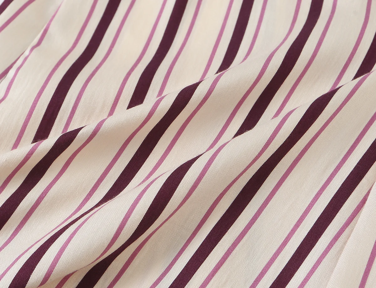 BSAY 2026 Herbstmode Damen Gestreiftes Hemd mit Reverskragen und Verstellbarem Roll-Up-Ärmel-Design, Knopfverschluss Vorne, Locker Geschnittene Freizeitbluse – Detail 4