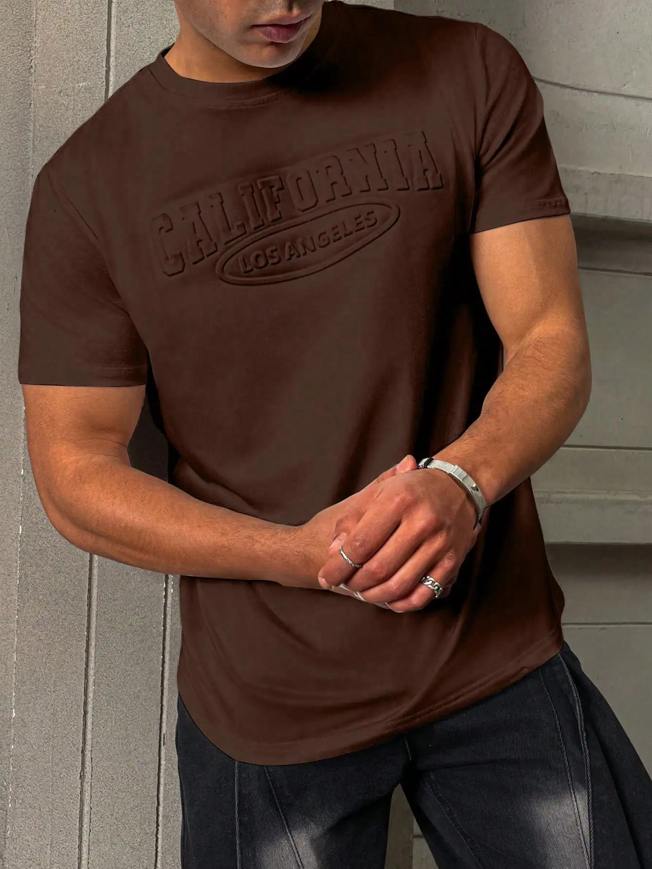 

Мужская повседневная футболка с круглым вырезом и короткими рукавами с тисненым надписью