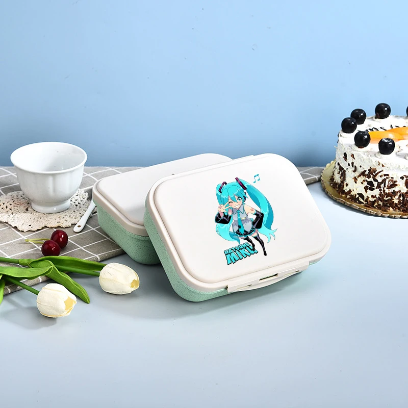 

Хацунэ Мику, ланч-бокс из пшеничной соломы, 3 сетки, портативное отделение для пикника, коробка для бенто, контейнер для фруктов, микроволновая печь, посуда, подарок