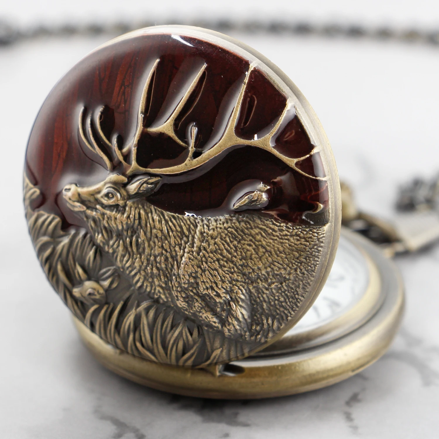 2023 New Ancient Red Deer Carved Pocket Watch Retro Women's Necklace Quartz Clock Chain Men's Gift