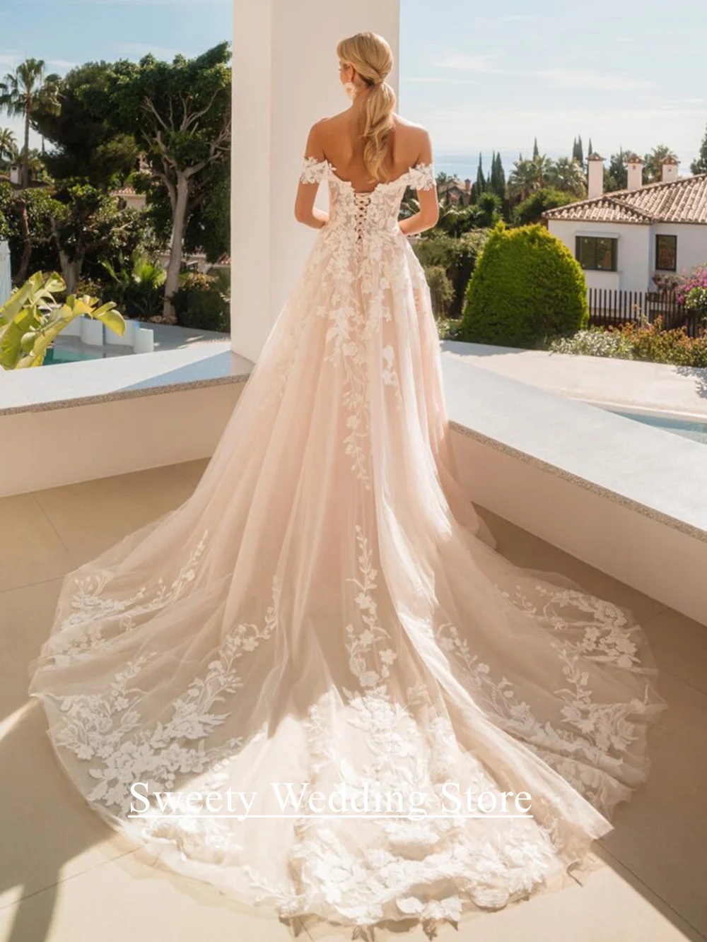 فرشاة الوردي فساتين الزفاف مخصصة العميق الخامس الرقبة قبالة الكتف الدانتيل زين قطار المحكمة مشد ثوب الزفاف فساتين العروس