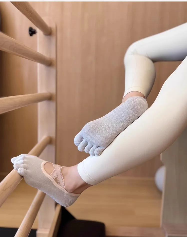 Yoga Socks Silicone Non-slip Gradient Pilates Socks Backless Breathable Five-finger Ins Korean Indoor Gym Fitness Sports Socks