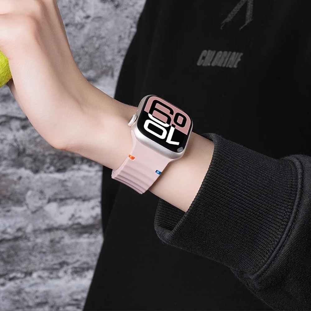 通気性のあるシリコンストラップ Apple Watch バンド用 46mm 42mm 45mm 41mm 49mm 44mm 40mm スポーツブレスレット iWatch 11 10 Ultra 9 8 7 5 SE 3