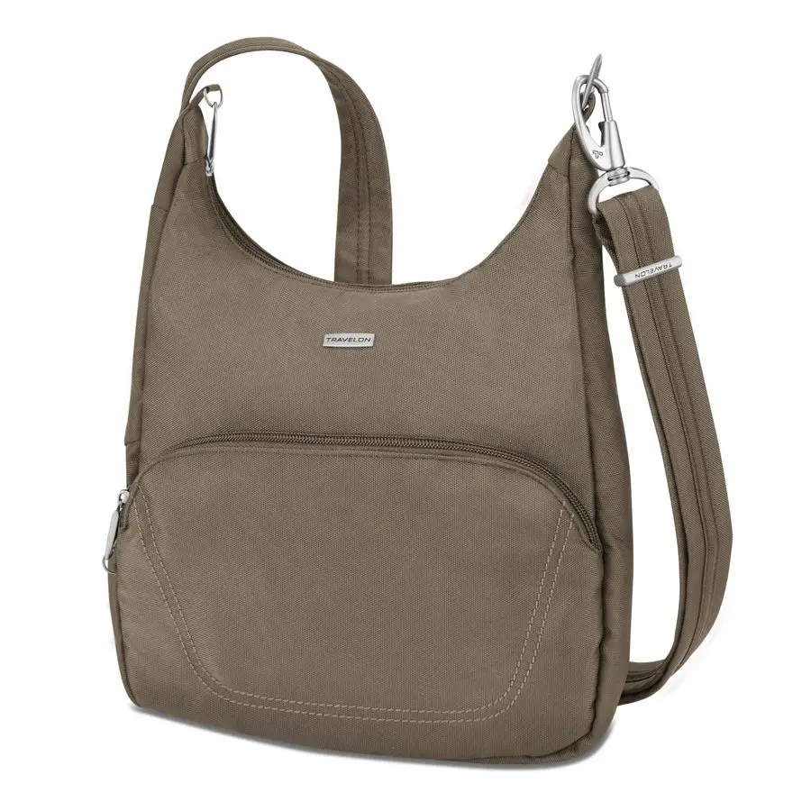

Classic Essential Messenger Bag