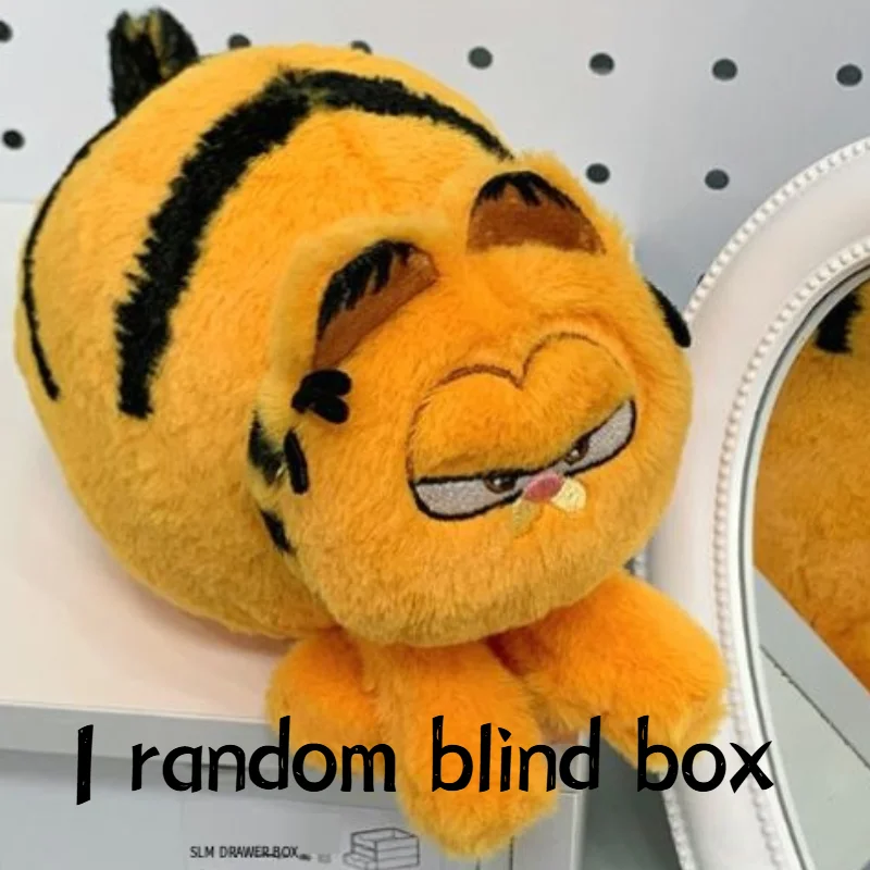 Garfield Family Working Week Series Anime Blind Box Ragazza Peluche Giocattolo da collezione Arredamento per la casa Decorazione dei cartoni animati Regalo di compleanno