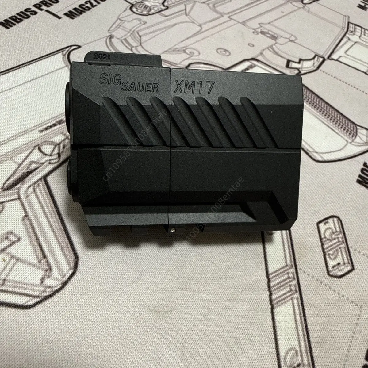 2026 New aluminum alloy armor XM17 fuel lighter, Black Warrior heavyweight lighter, cigarette accessories, men's gift