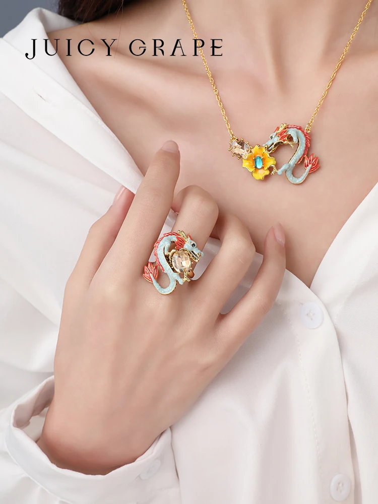 

Juicy Grape Chinese Dragon Ring Women's Handcrafted Enamel Dragon Stylish Fashion Ring Unisex 2026 New Arrival Jewelry