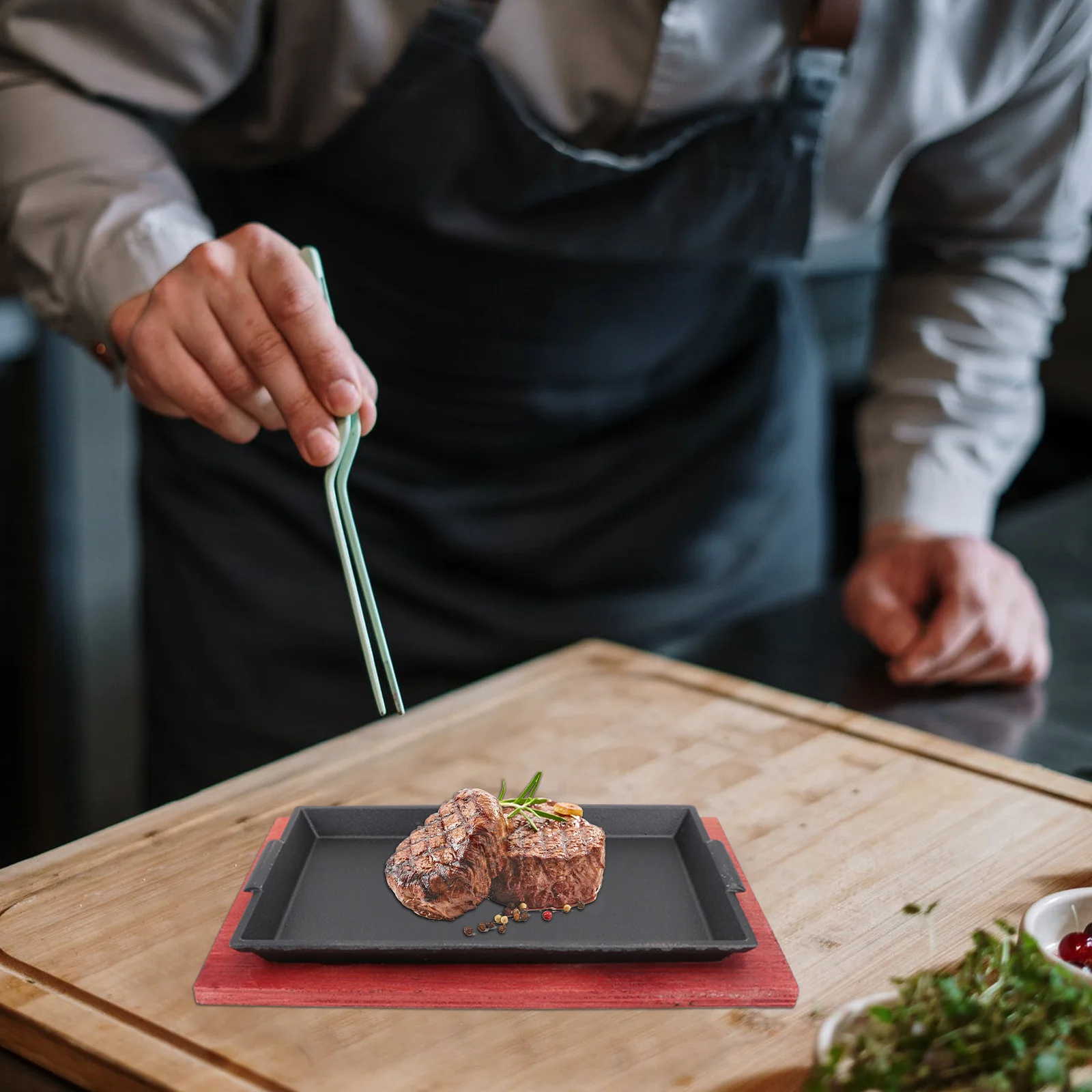 

1pc Cast Iron Frying Pan Non-Stick For Steak Pancake Roasting Grilling Baking Reusable Bbq Dish Metal Fry Plate Teppanyaki Tool