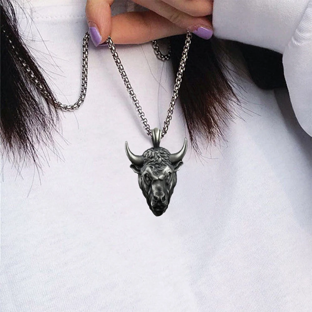 Domineering Bull Head Pendant Men's Hip Hop Ins Animal Punk Necklace Rock Sweater Chain Viking Gothic Jewelry Gift For Men Boys