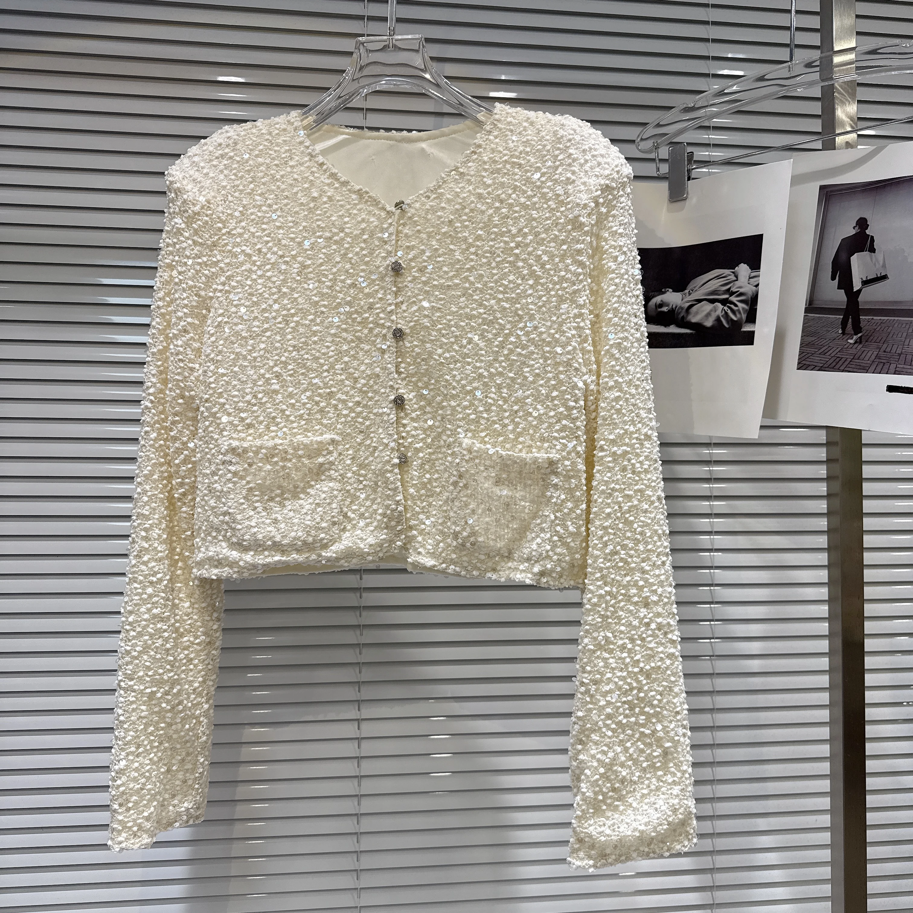 

Korean Chic Beaded Sequin Short Jacket Autumn New Heavy Industry Fashion Round Neck Single Breasted Loose Casual Jacket Women