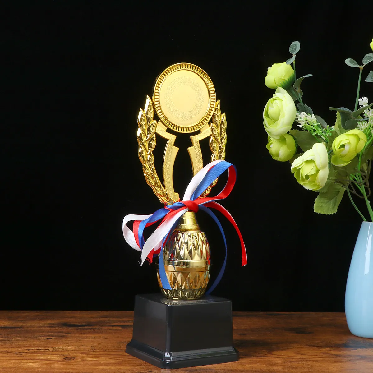 

Золотой наградной кубок с креативным дизайном, пластиковое основание, 24 см, приз для вечеринок, награда для школьных соревнований, награда на церемонии, приз за выдающиеся достижения