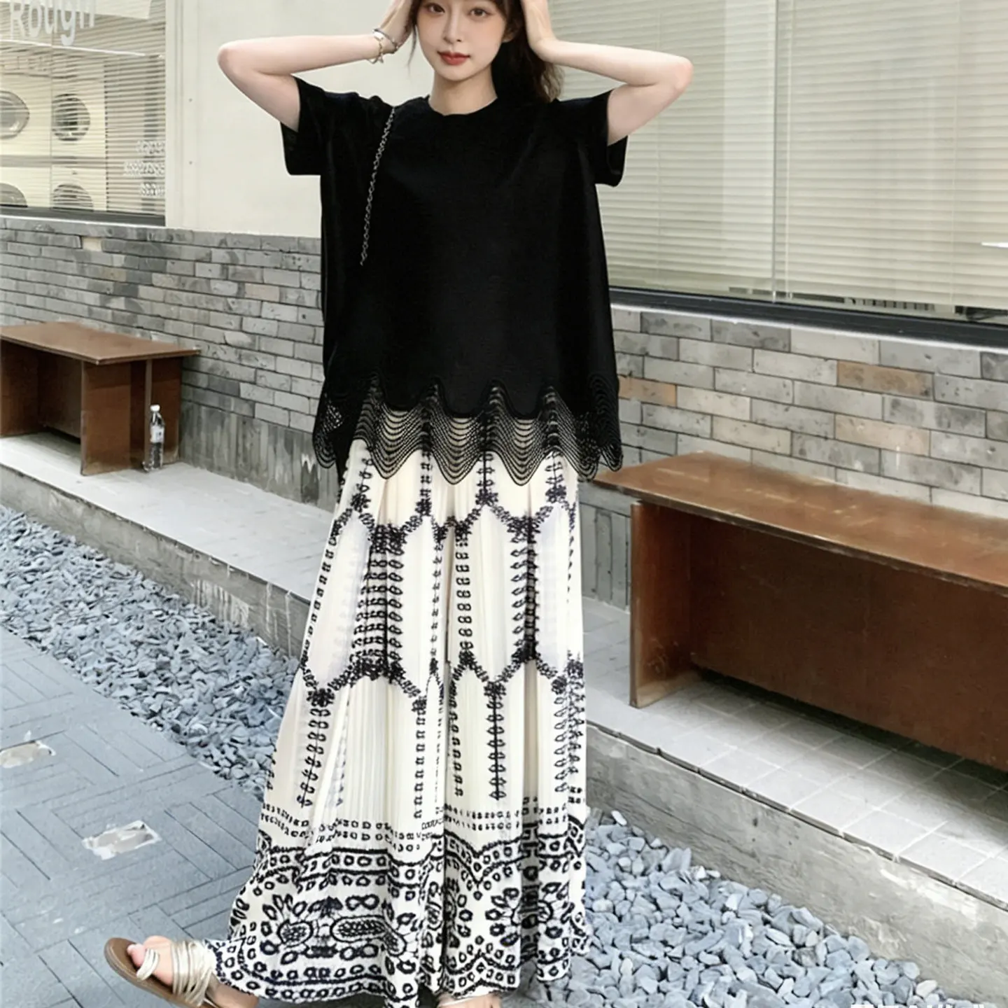 Miyake Fold 2026 New Fashionable Printed Wide Leg Pants Two Piece Set for Women's Summer New Design Sensation Slimming Set