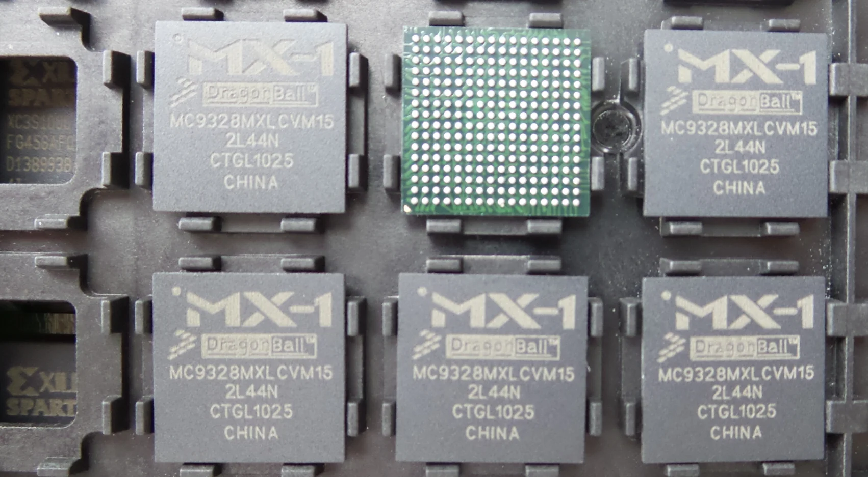 

1~10pcs/lot MC9328MXLCVM15 MC9328MXLCVM MC9328 BGA256 100% Brand New Original