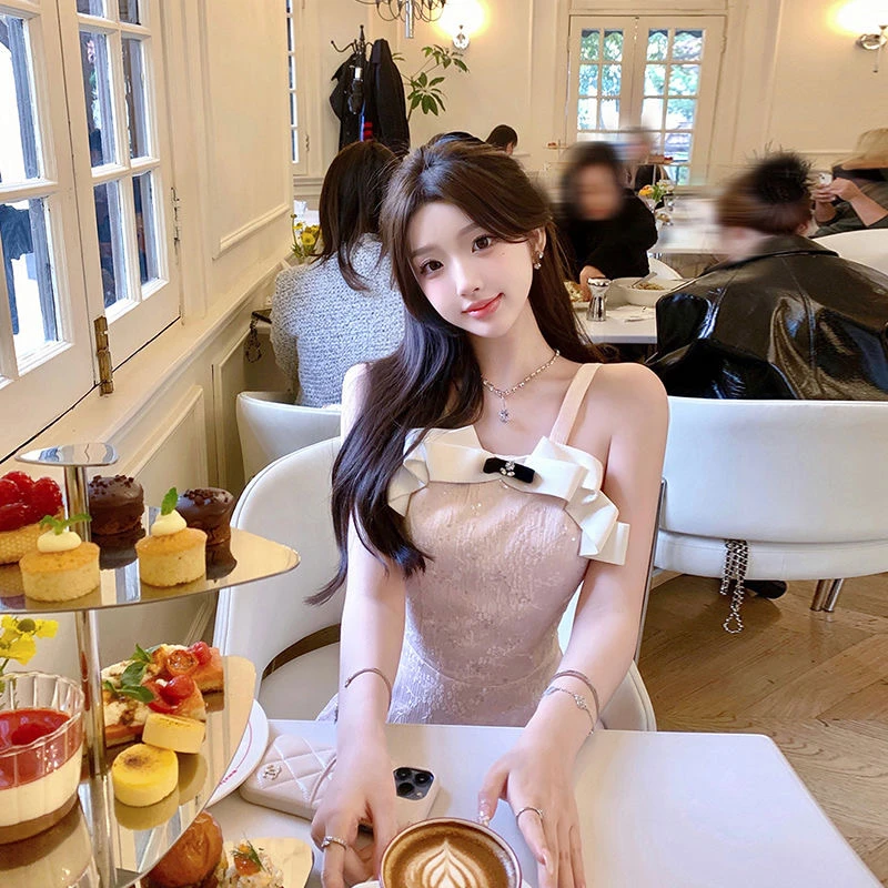 เดรสยาวทรงเอไลน์สีชมพูหวานๆ แต่งเลื่อมปักลายลูกไม้ แต่งสายเดี่ยว เอวสูง สำหรับผู้หญิง แฟชั่นฤดูร้อน คุณภาพสูง ลายดอกไม้