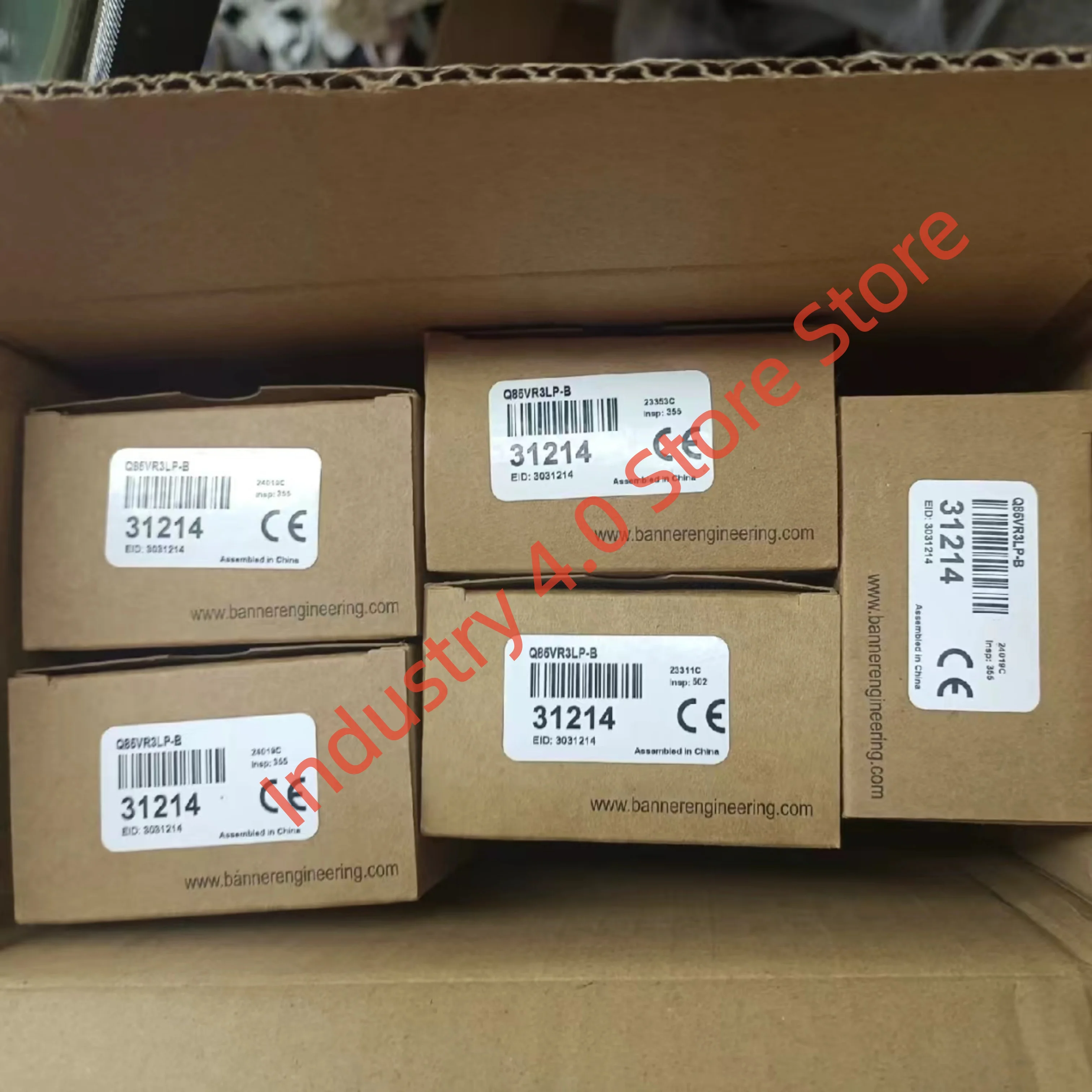 

Q85VR3LP-B Q45BB6DX Фотоэлектрический датчик 100% НОВЫЙ