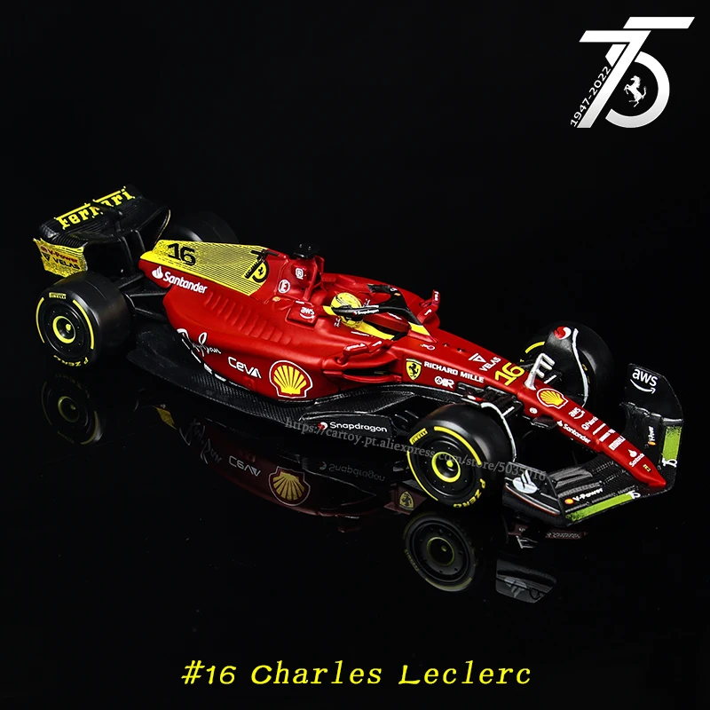 Bburago 1:43 2022 F1 Ferrari F1-75 75th anniversary 16#Leclerc 55#Sainz Formula One Car Model With Helmet Acrylic Box Alloy Car