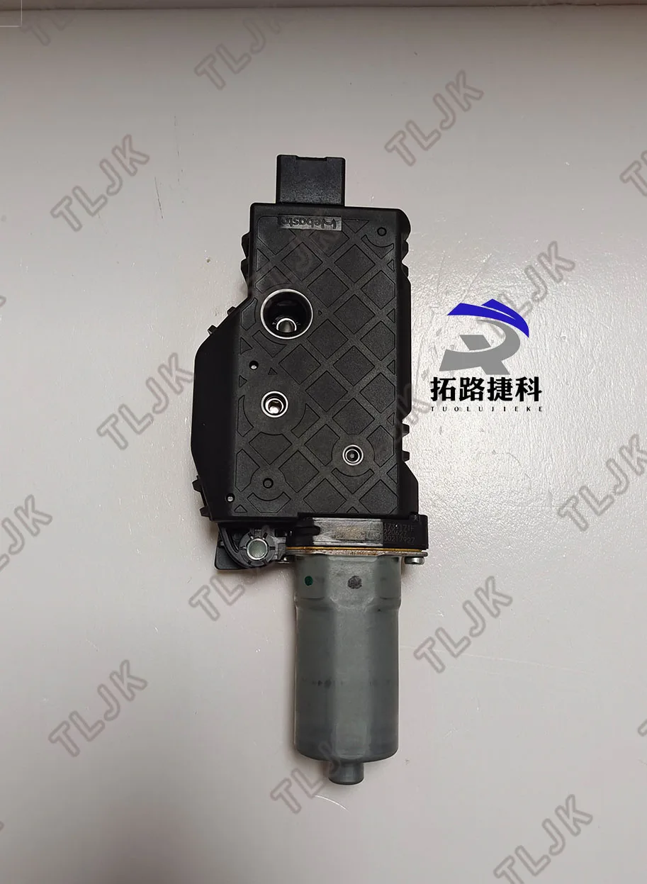 

Двигатель управления люком (двигатель в сборе) для Land Rover D5, модель LR175173.