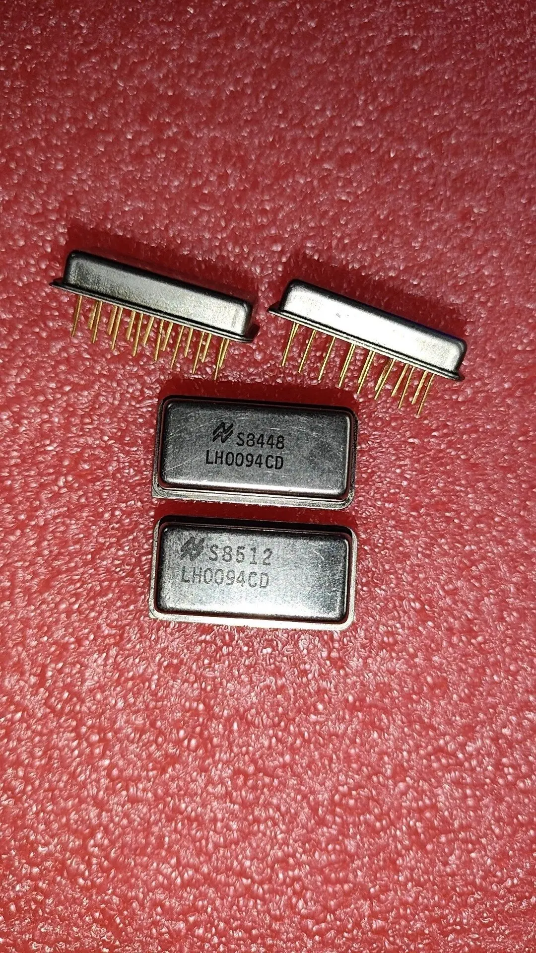 

American NS manufacturer S8512 LH0094CD chip gold-plated foot quality assurance!