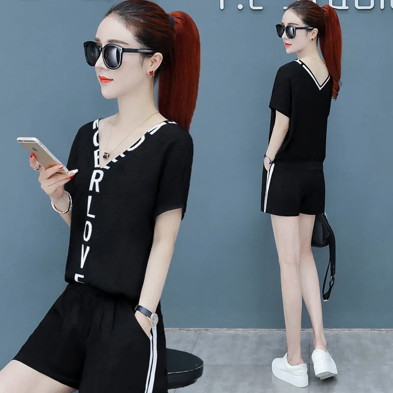 

Women's Casual Sweat Suit 2025 Summer New Fashion Loose V-Neck Crop Tops and Shorts 2 Two Piece Sets for Women Tracksuit Clothes