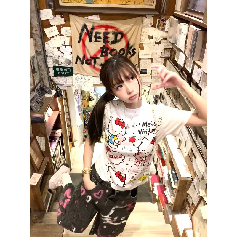 

Korean Sweet Girl White Kitty Graffiti Short sleeved T-shirt for Women's Summer Atmosphere Cute Top