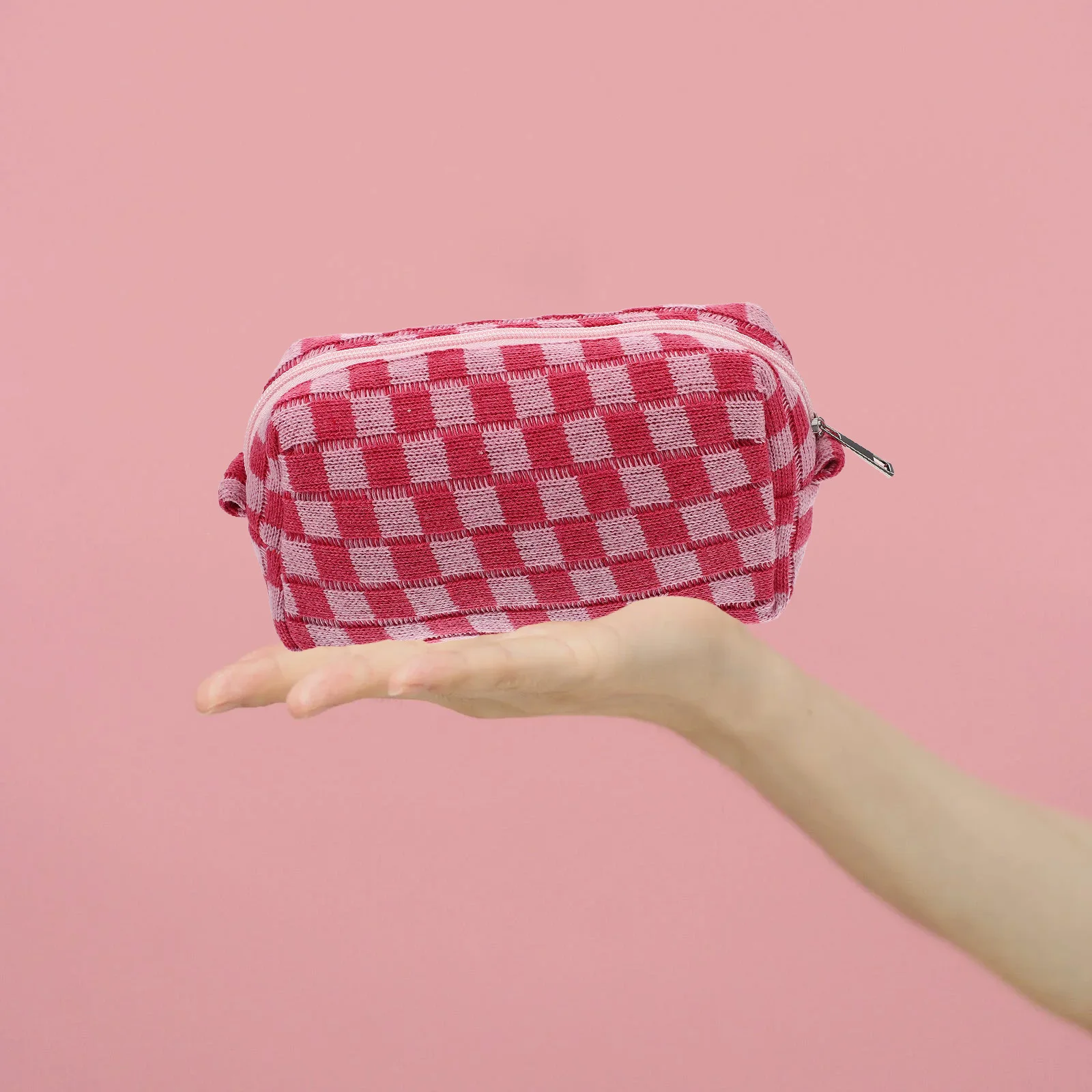 

Checkerboard Bag Blue White Large Capacity Knit Travel Toiletry Portable Makeup Pouch Storage Organizer Personal Care