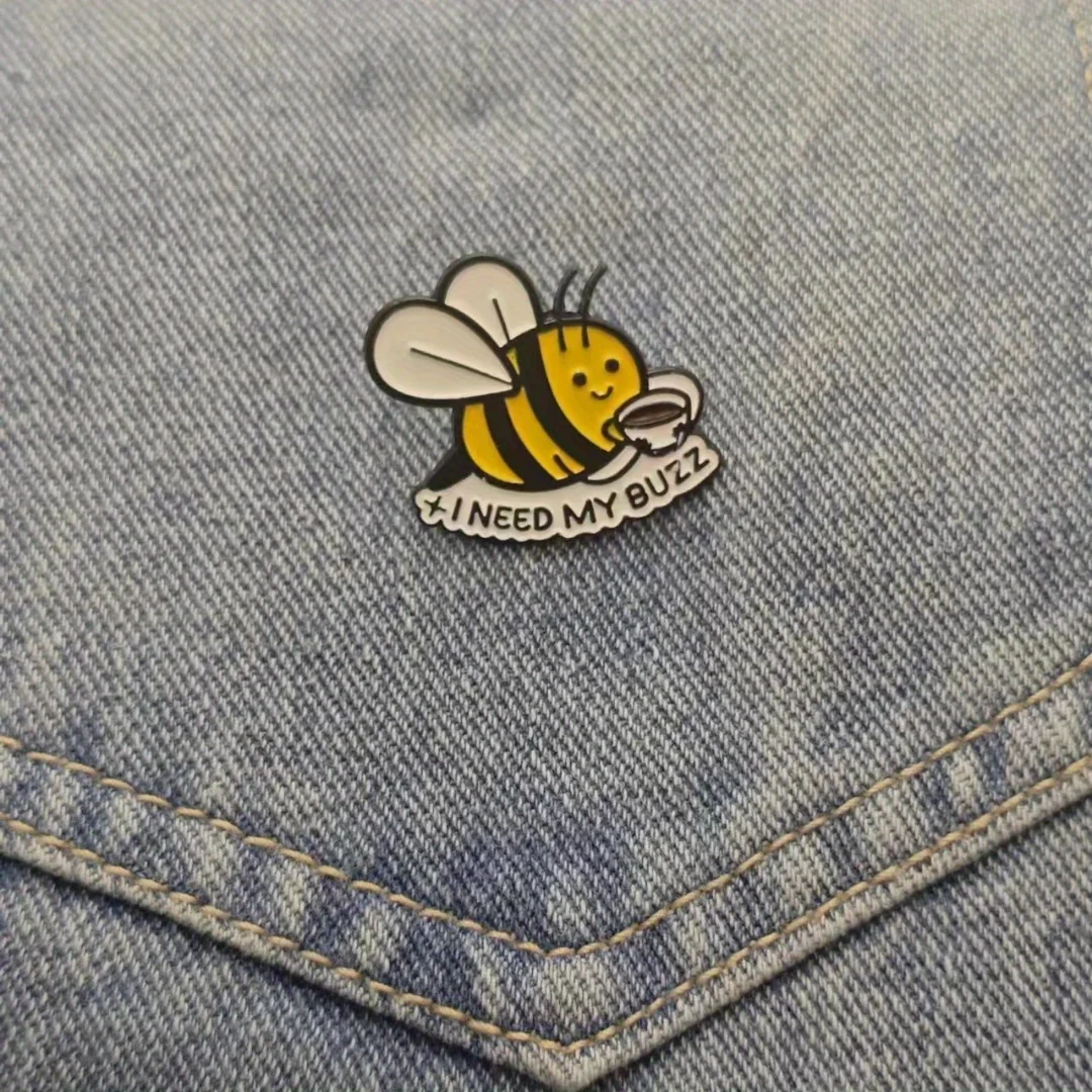 Adorable cartoon bee pin, 