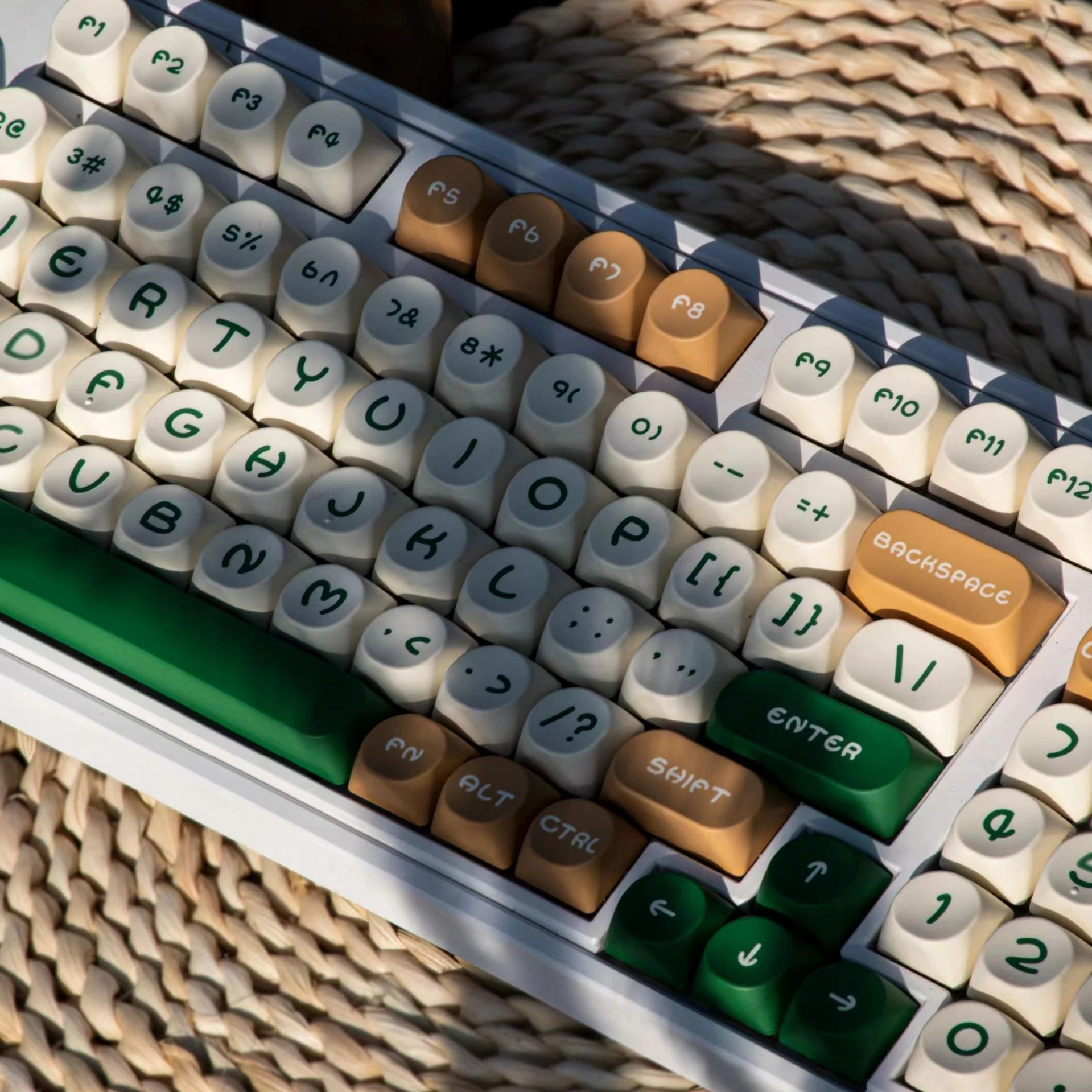 Anhing Mood-teclas de doble disparo para teclado mecánico, accesorios para teclados, color verde y marrón, 130 teclas, perfil MOA, PBT