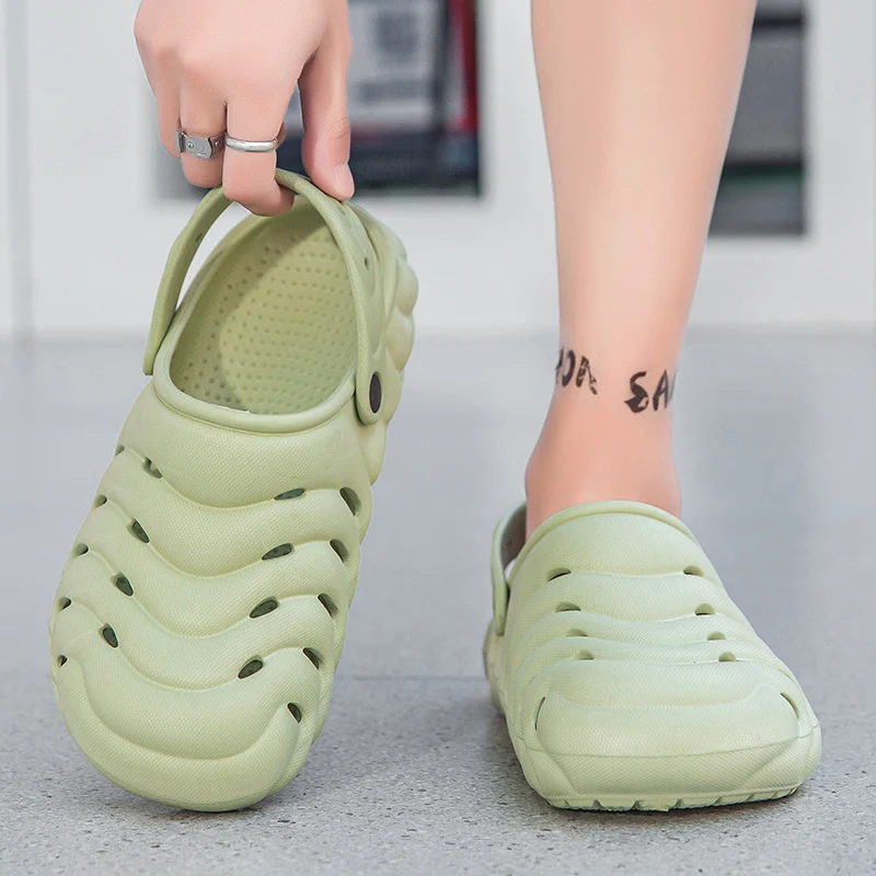 Summer Men's Hole Shoes Thick Bottom Anti-Slip Wear-Resistant Slippers Couple Style Outdoor Fashion Lightweight Beach Sandals - view 4