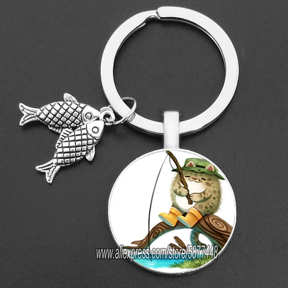 Naughty Cat and Fish Glass Pendent Keychain Cute Cat Who Wants To Eat Fish Key Rings for Women and Cute Girl