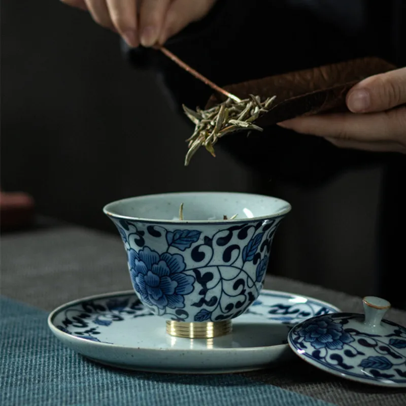 120ml Chinese Blue and White Porcelain Gaiwan Teacup Traditional Handmade Ceramic Tea Tureen Household Tea Bowl Portable Teaware