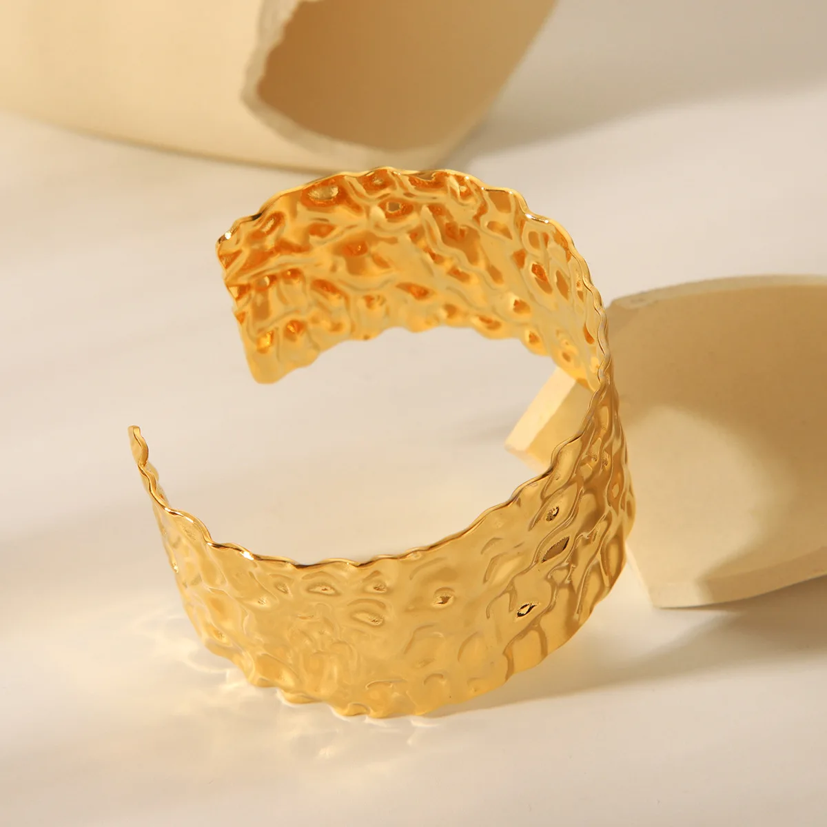 18K Gold Stainless Steel Open Bangle for Women, Unique Exaggerated Hammered Pattern Wide Band, High-end Hand Jewelry