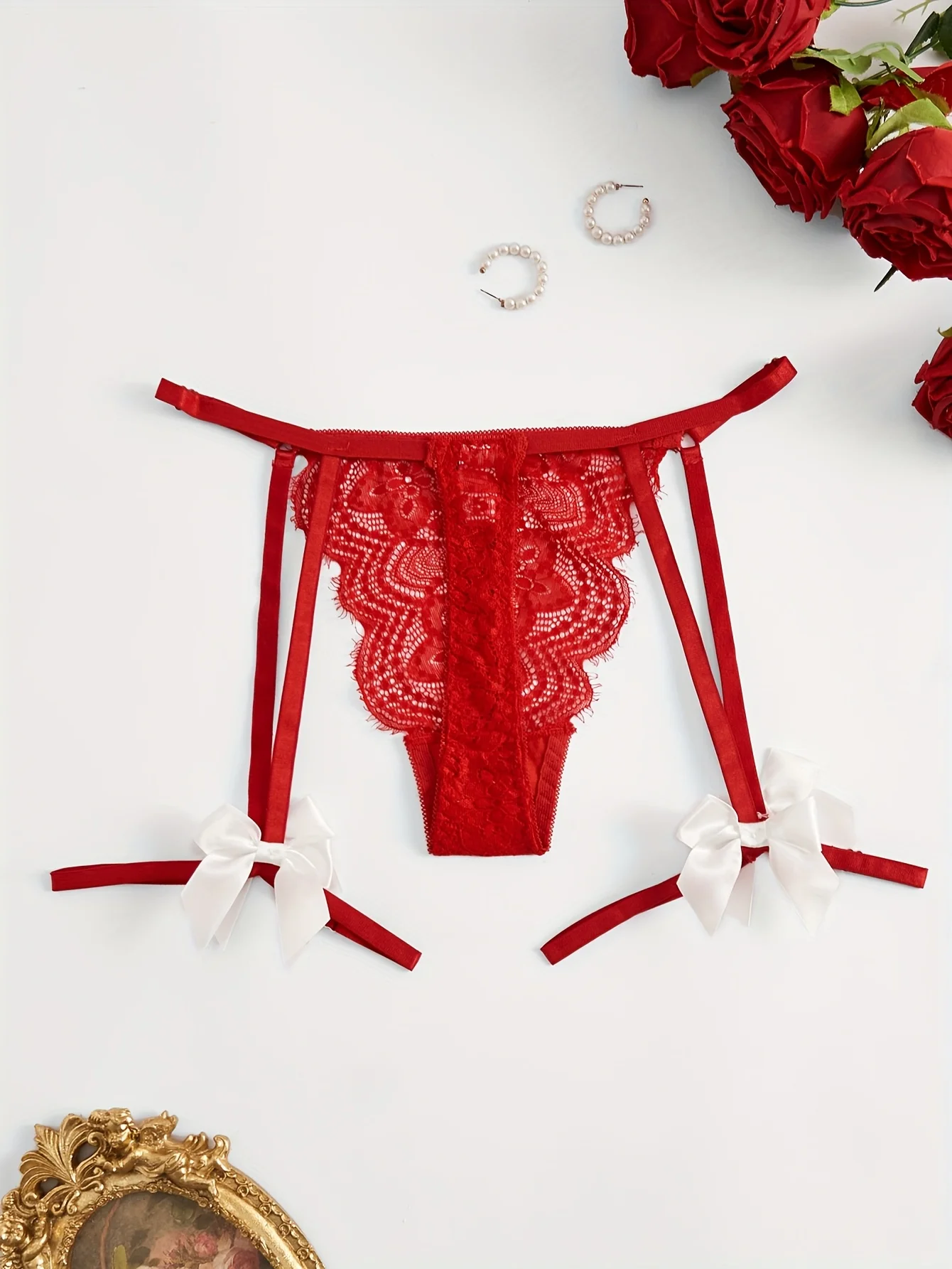 

Elegant Red Women'S Thongs with Bow Detail - Adjustable Leg Ring, Lace-Trimmed, Mid Rise Design for Seduction & Comfort, Thong U