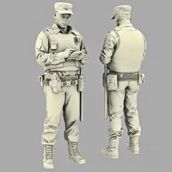 1/35 Resin unpainted model kit, military theme, Russian soldiers wearing summer uniforms unassembled and unpainted GK