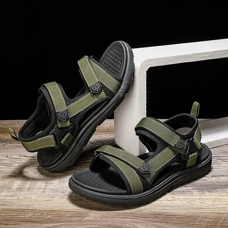 

2026 New Summer Men's Outdoor Sandals Thick Sole Wear-Resistant Anti-Slip Soft Sole Beach Sports Hiking