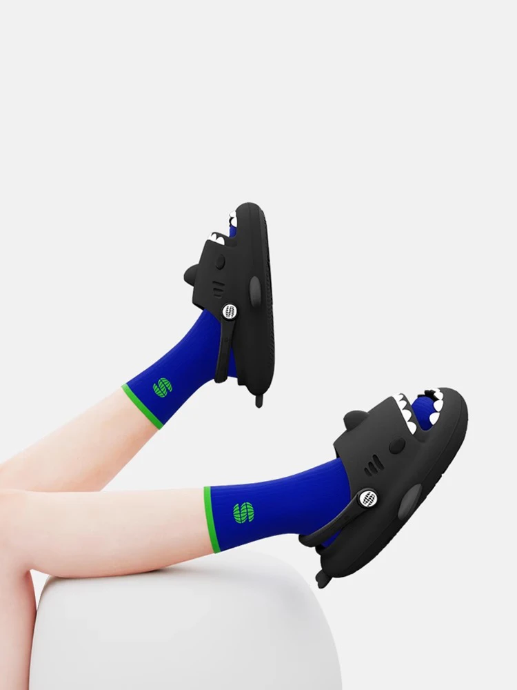 Summer  Outdoor Sandals Men's Thick-Sole Wear-Resistant Anti-Slip Beach Hole Punching Shoes Couples Unisex